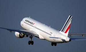 7.500 απολύσεις <br> σχεδιάζει η <br> Air France